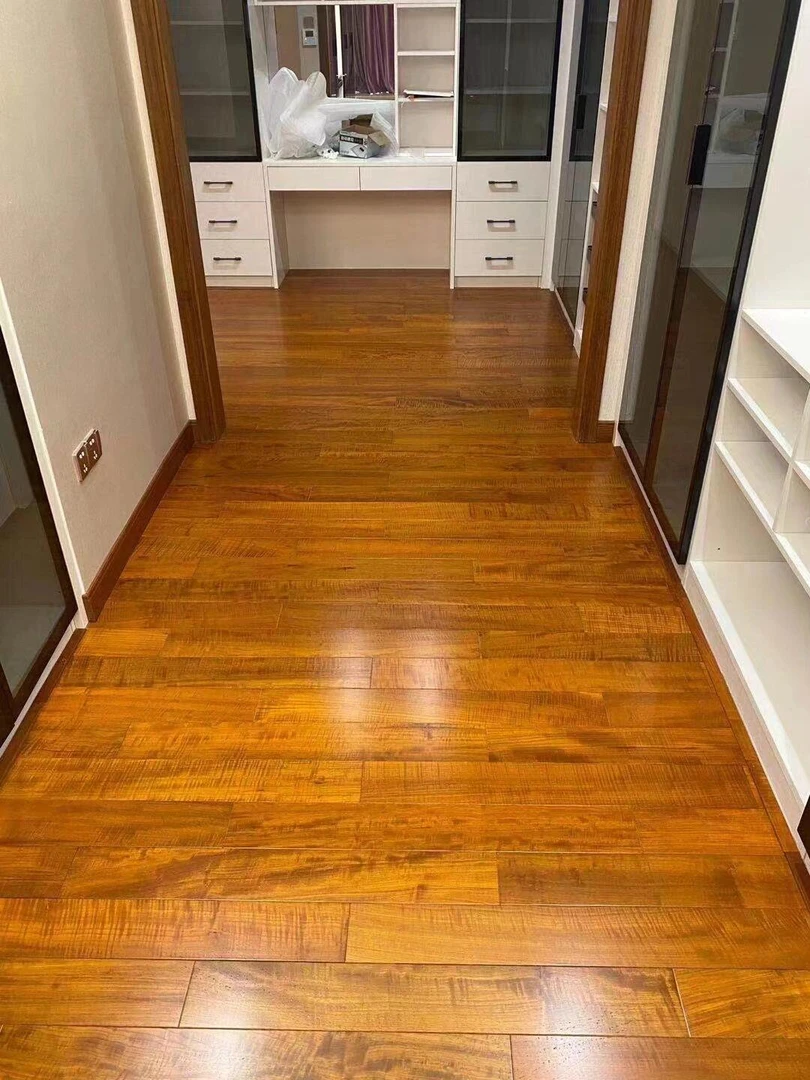 青木世家纯实木地板野生缅甸柚木910*118*18水波纹黑柚地热暖锁扣