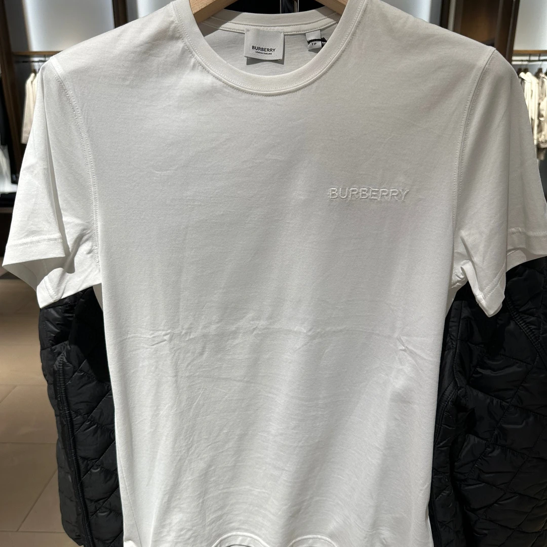 未使用 BURBERRY/博柏利 男款刺绣logo纯色圆领短袖T恤休闲