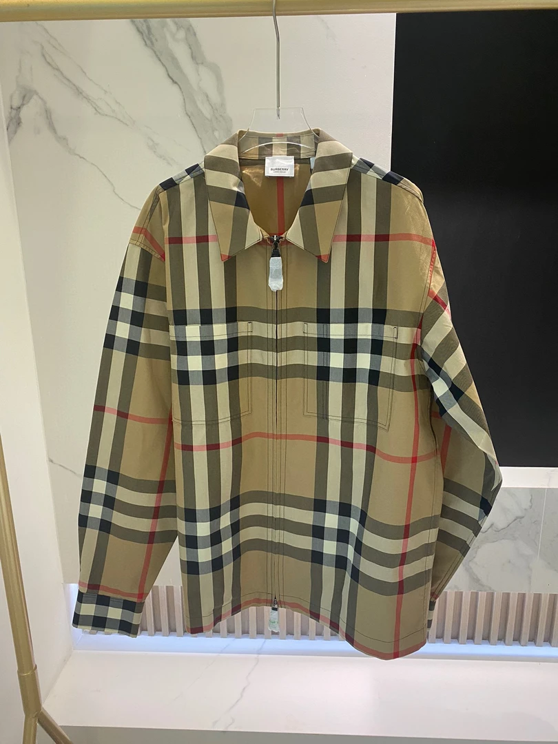 未使用 BURBERRY/博柏利 现货巴宝莉格纹翻领男款衬衫休闲