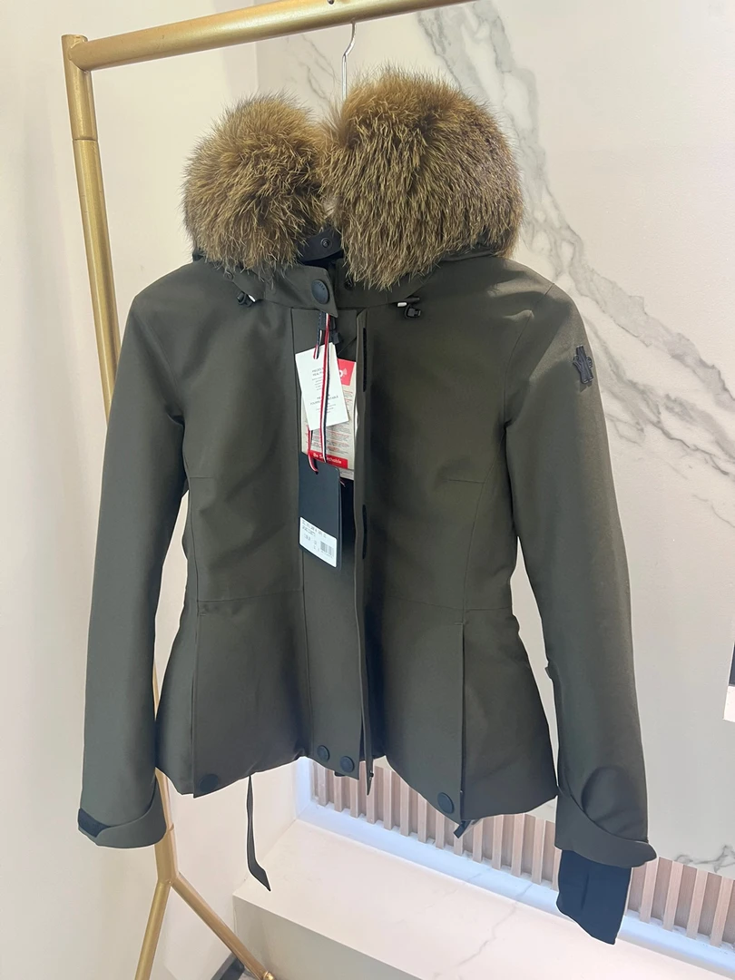 未使用 MONCLER 现货蒙口Laplance爆款滑雪服保暖休闲时尚