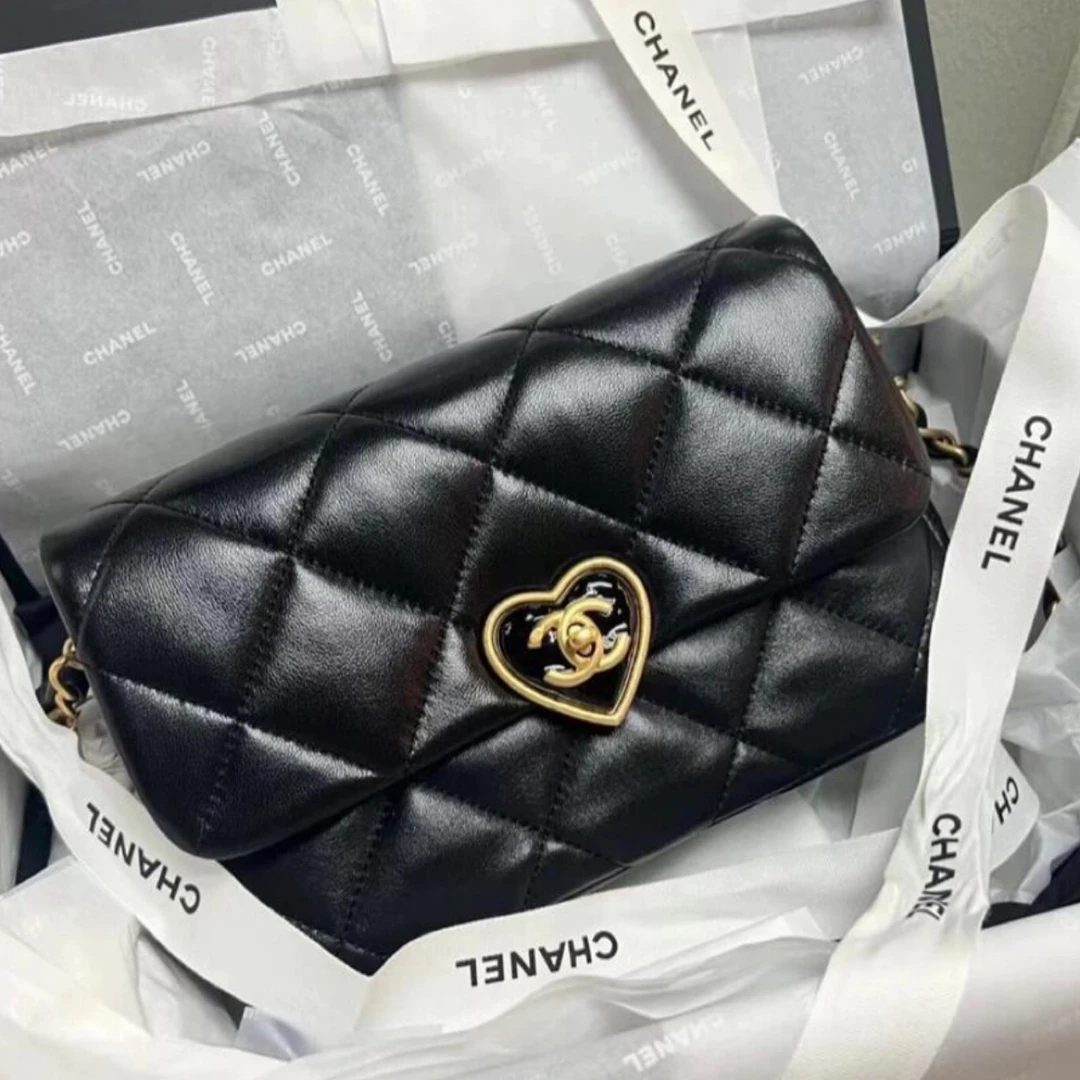 全新未使用 Chanel/香奈儿 爱心黑金方胖子-0256