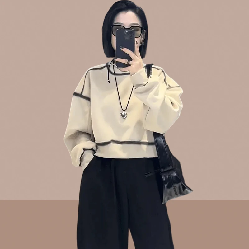 女士卫衣短款小个子上衣2026春秋季新款爆款圆领无帽女装洋气时尚