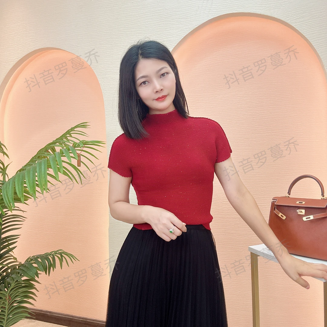 丽莎推荐】2023新款星空闪闪高端显瘦褶皱圆领上衣