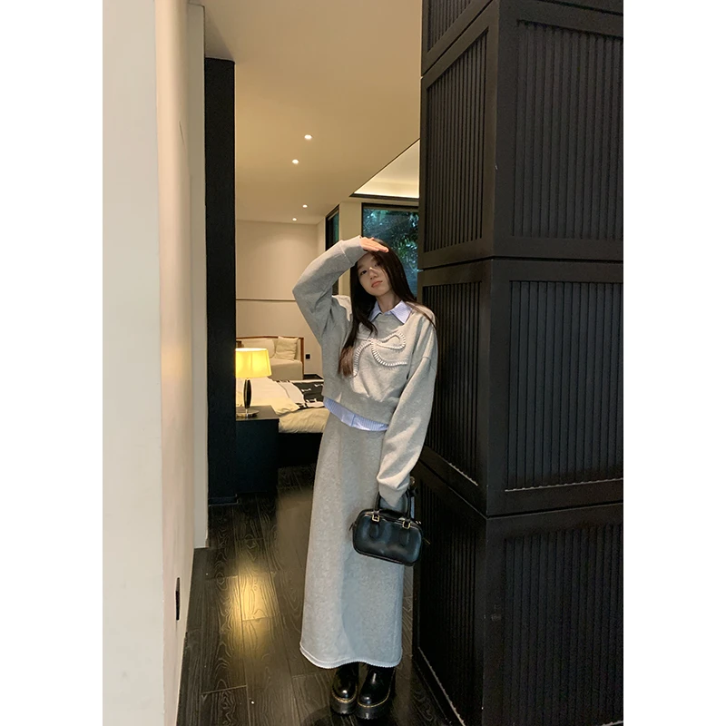 王少女【清清】 灰色后开叉半身裙 B25150S44