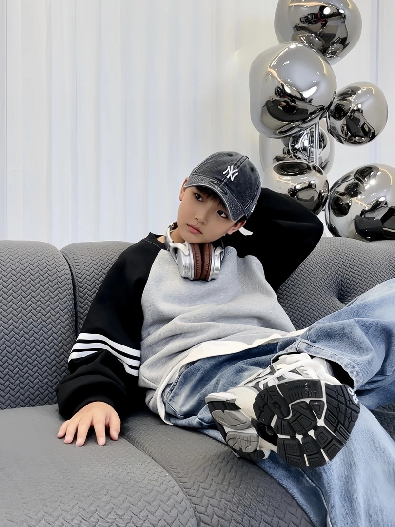 WY6985-WY6986 小赖家亲子装秋冬休闲百搭拼接休闲时尚潮流卫衣潮