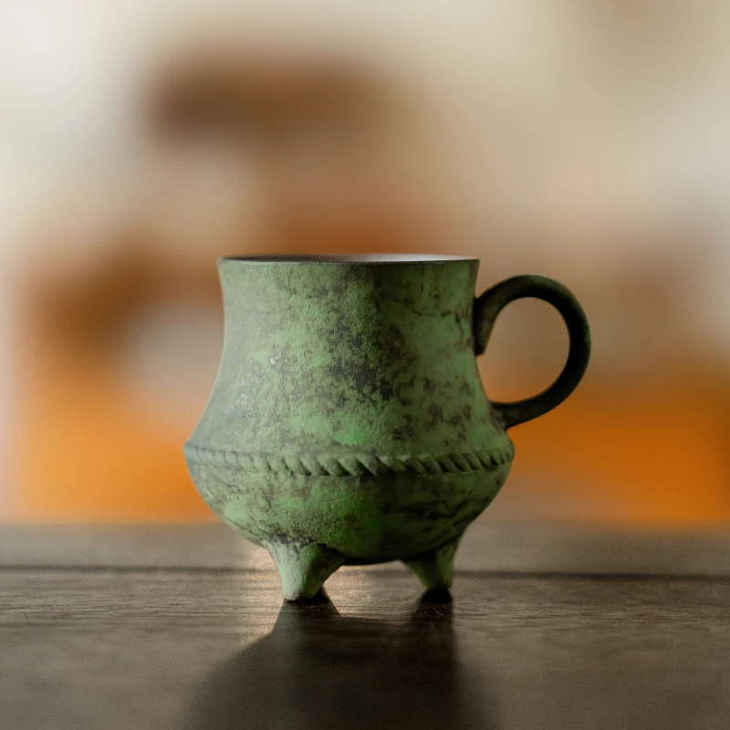 赞朴老岩泥浅绿三足品闲杯陶瓷品茗杯手工中式带把茶杯主人单个杯