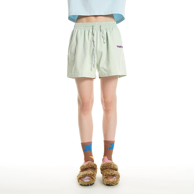 TIPSEVEN 原创设计纯色字母刺绣彩色宽松运动短裤女