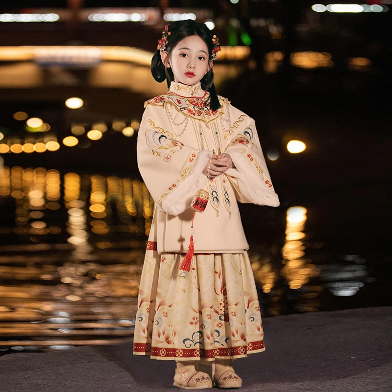 儿童汉服冬装女童拜年服中国风加厚女童过年服唐装高端明制汉服