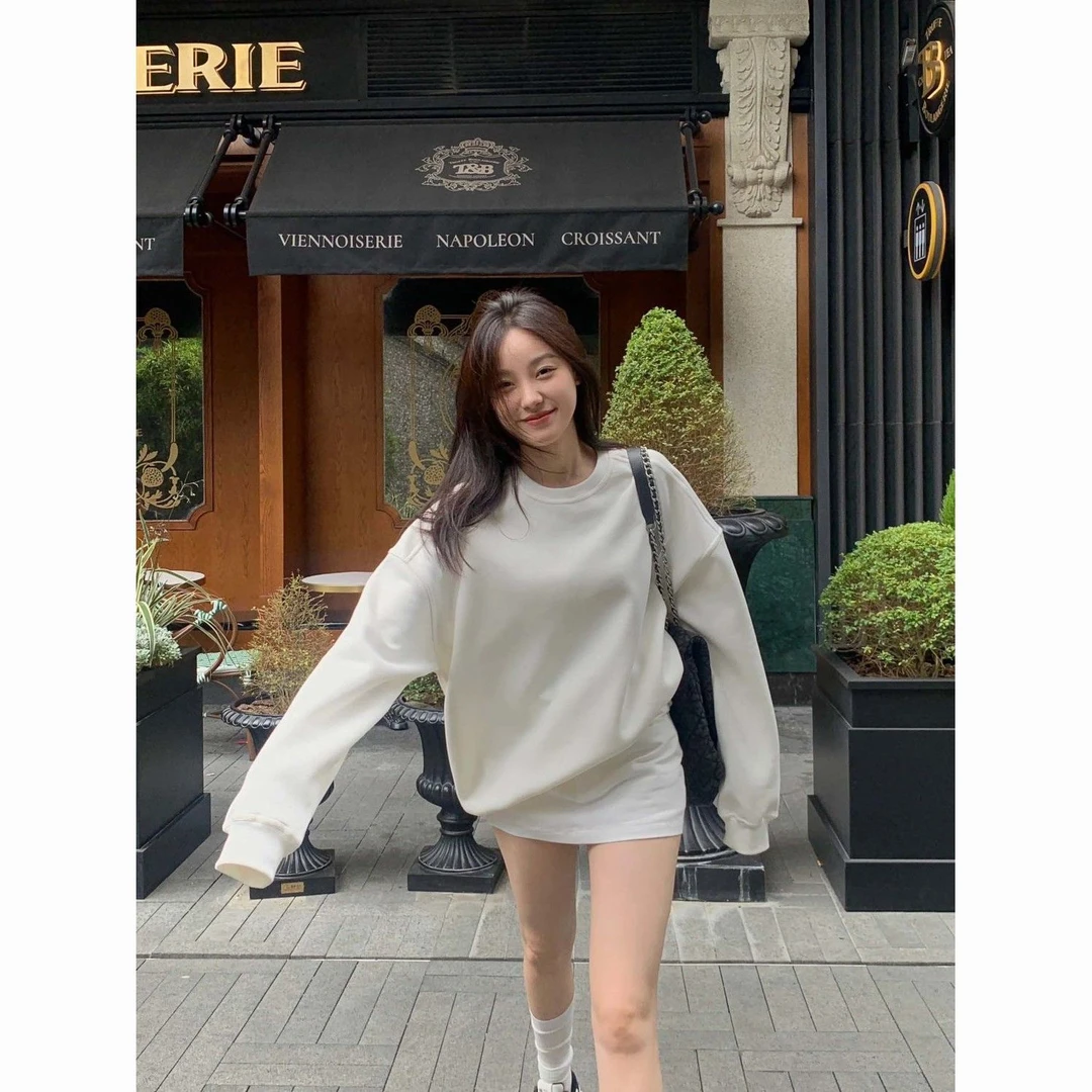 秋冬圆领卫衣无帽女chic港风宽松2024新款oversize长袖上衣潮ins