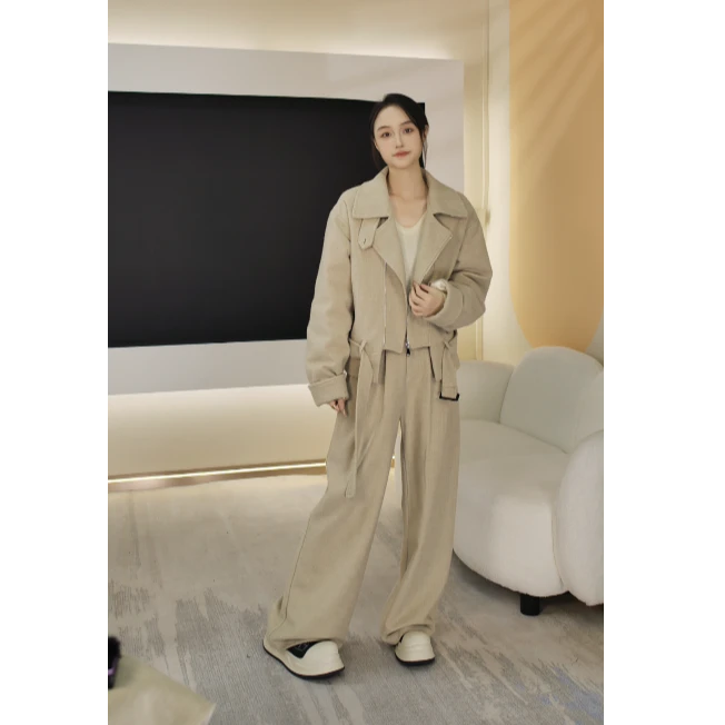 冬季新款毛呢羽绒内胆短外套女显瘦阔腿裤两件套装配腰带10080