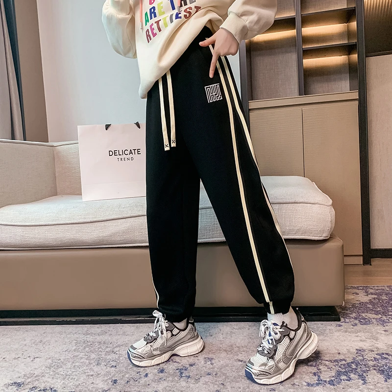 女童裤子春秋款外穿新款洋气休闲裤中大童运动宽松卫裤儿童束脚裤