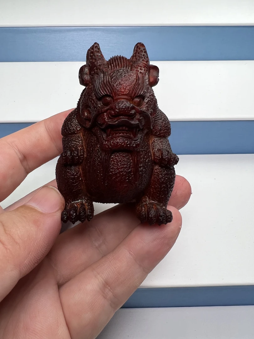 正宗印度小叶紫檀貔貅手把件摆件