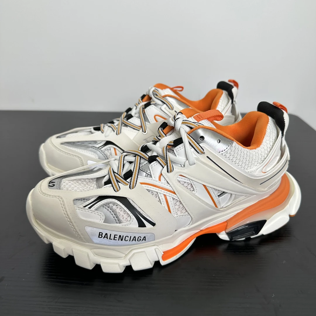 全新未使用 Balenciaga/巴黎世家 白橙Track老爹鞋情侣款