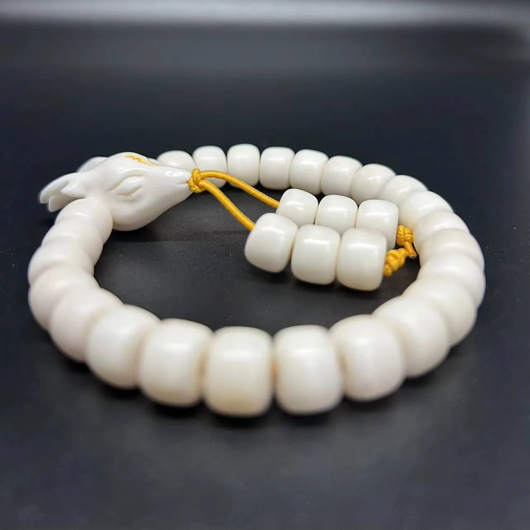 0.9*0.7规格老型小鹿三通单圈款，鹿角手串，材质温润如玉，高密硬实