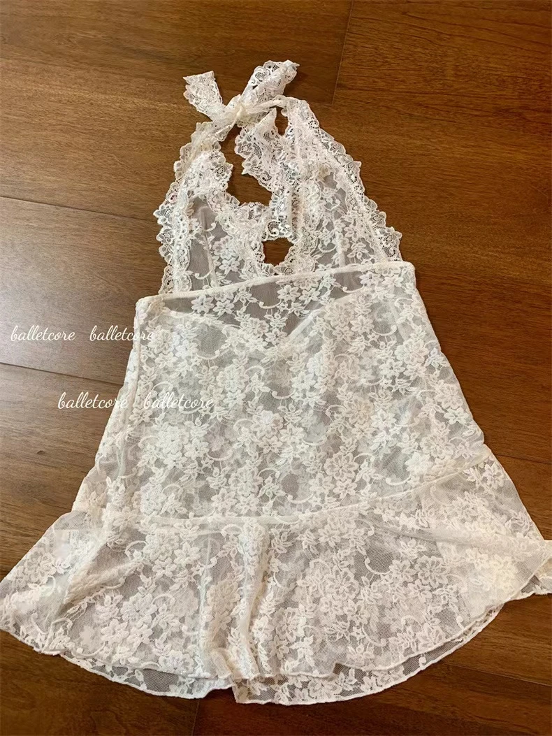 韩系纯欲时尚套装女夏季2025新款显瘦露肩蕾丝背心百搭打底