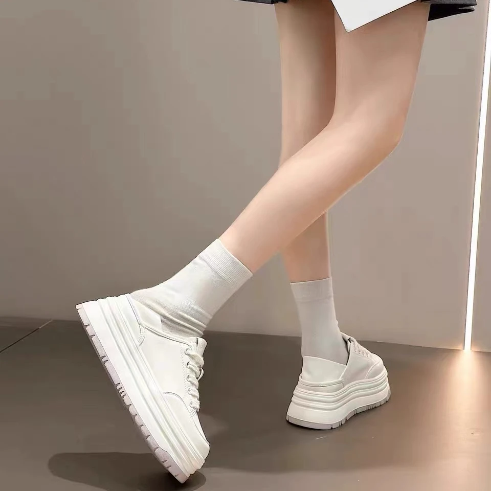 【06069】2024年新款休闲百搭小白鞋女厚底防滑耐磨系带女鞋