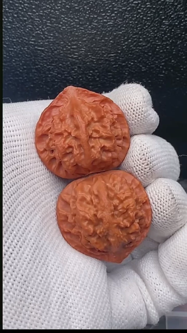 【闪购商品】文玩核桃把件桃心龙脊