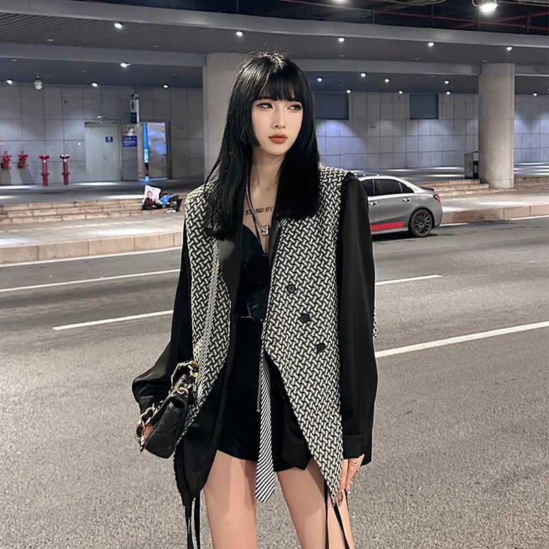 休设计感气质闲百搭小众高级感设计款格子马甲不规则马夹 W0095