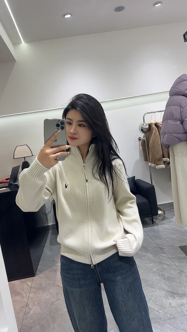 露露家 休闲针织开衫