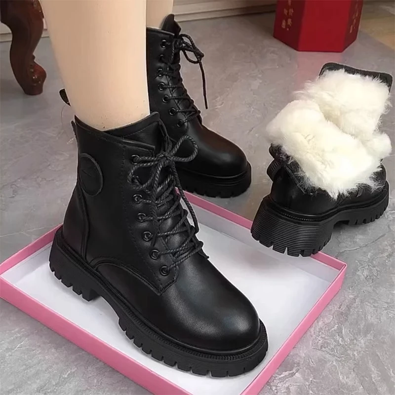 2024年秋冬季新款马丁靴女英伦风显瘦百搭短靴加绒加厚保暖棉靴子