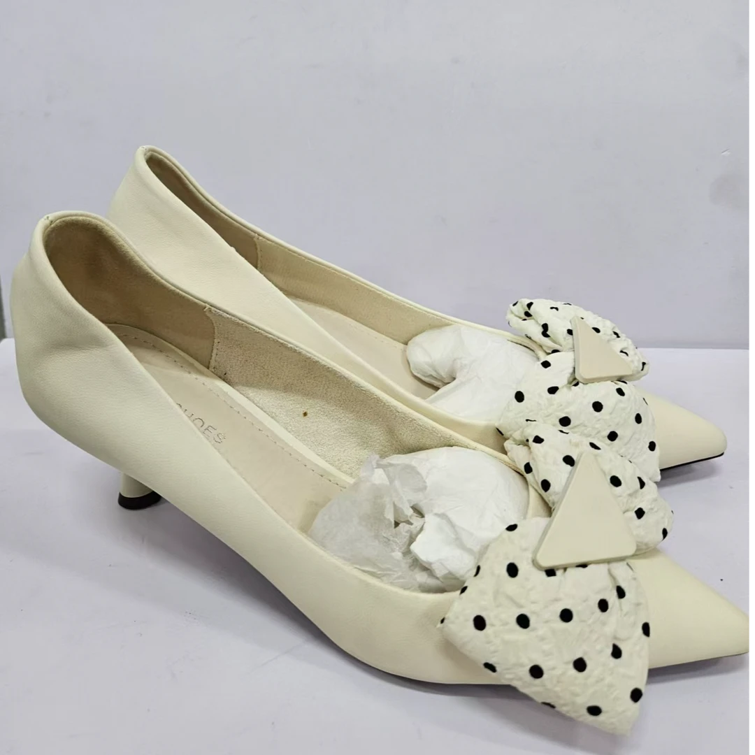 【大美家107】波点蝴蝶结女士百搭浅口细跟尖头高跟鞋（JS）
