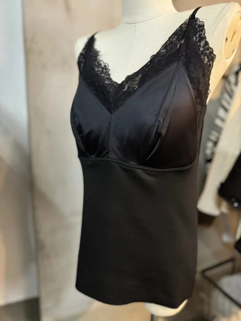 069大码胖妹妹百搭加厚磨毛新款高级感蕾丝缎面背心