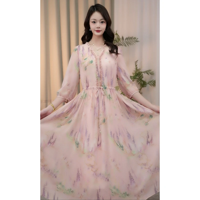 【麦香深深】夏季温柔甜美优雅显白轻奢气质高腰V领中长款连衣裙