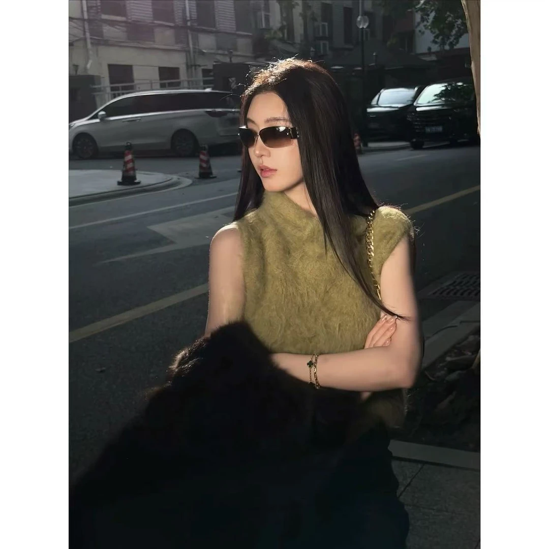 Z11《is me》 秋冬新款设计感无袖针织套头上衣慵懒随性自由洒脱