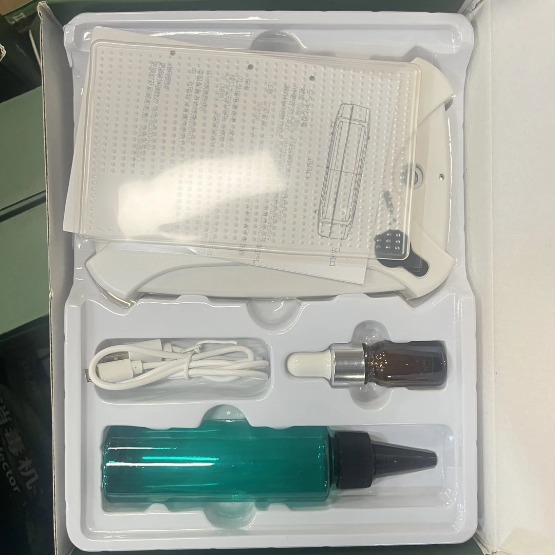 准新品  915-车载消毒机