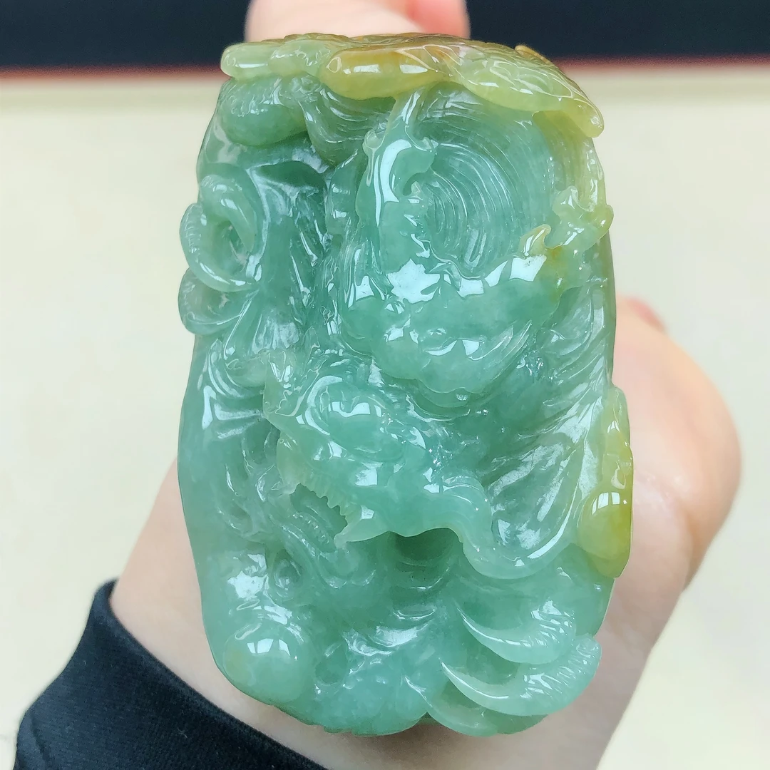 是天然a货翡翠珠宝玉石高档冰种黄加绿黄翡绿霸气龙头龙牌吊坠男z