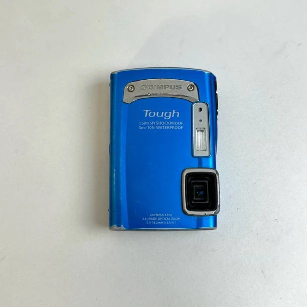 9新 Olympus/奥林巴斯 TG-320 1400万像素 5倍变焦 出片清冷感