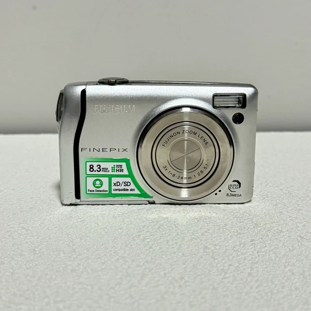 9新 Fujifilm/富士 F40fd 830万像素 3倍变焦 出片复古故事感