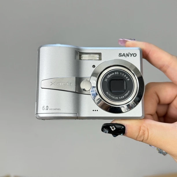 95新 Pentax/宾得 三洋S60 600万像素 3倍变焦 出片氛围感白皮