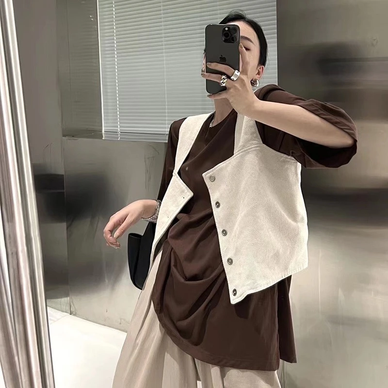 沙漠小马甲新款小众轻奢复古短款宽松显瘦马夹