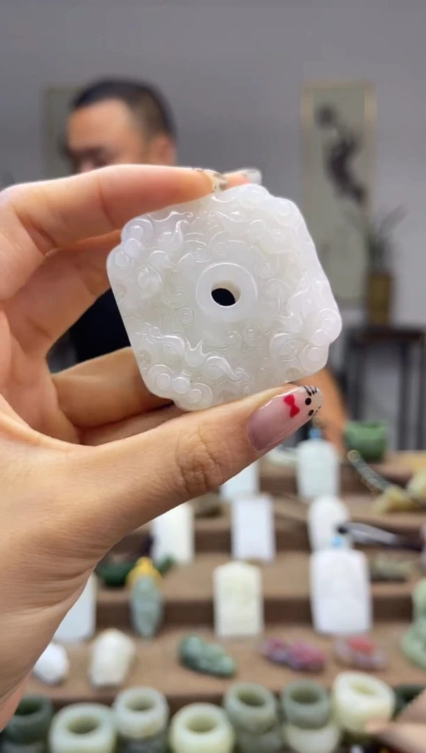 【闪购商品】和田玉挂件未镶嵌1