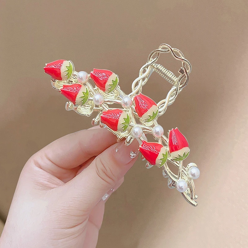 超仙春夏可爱草莓大号抓夹小众优雅气质网红头饰百搭后脑勺盘发器