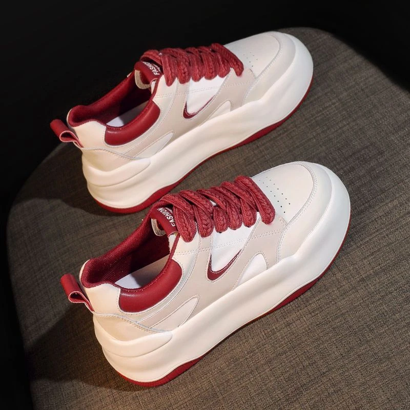 小白鞋2024春秋新款板鞋时尚休闲鞋运动厚底鞋爆款增高松糕女鞋