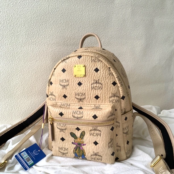 95新 MCM 兔子印花mini双肩包