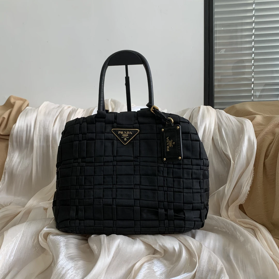 95新 Prada/普拉达 时尚经典中古复古单肩黑色编织手提斜挎包