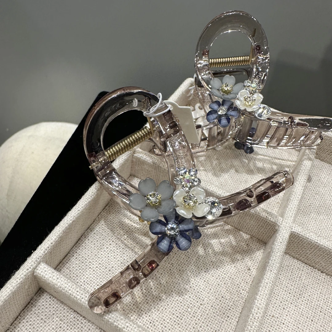 韩国水钻花朵透明亚克力发夹女后脑勺鲨鱼夹气质中号夹子头饰抓夹