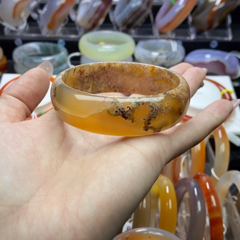 【闪购商品】玛瑙/玉髓手镯未镶嵌62加圈口