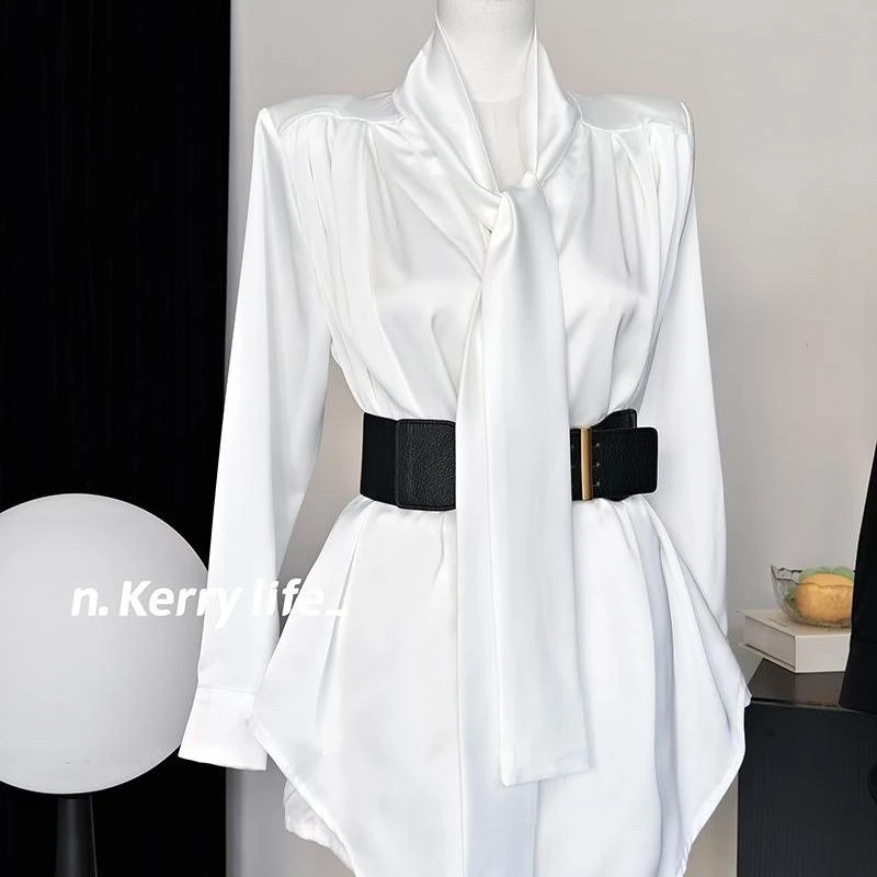 法式连衣裙气质名媛高端女神范高级感缎面挂脖V领飘带收腰衬衫裙