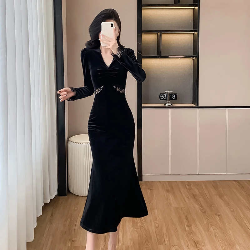 秋冬年会必备法式气质V领蕾丝性感收腰显瘦长款鱼尾摆丝绒连衣裙