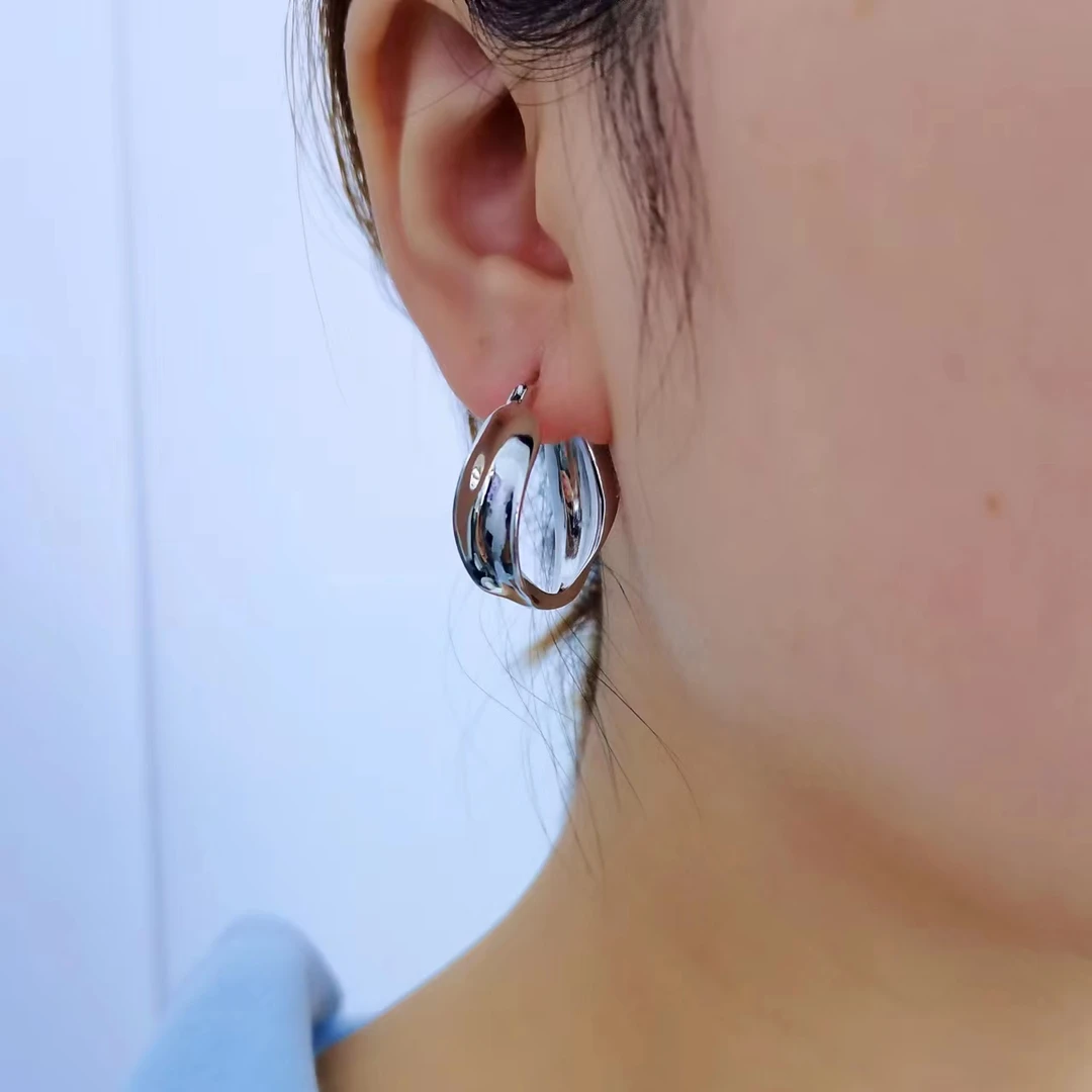 银之酷 925银耳饰 925银莫比乌斯耳圈不规则女时尚光面实心个性