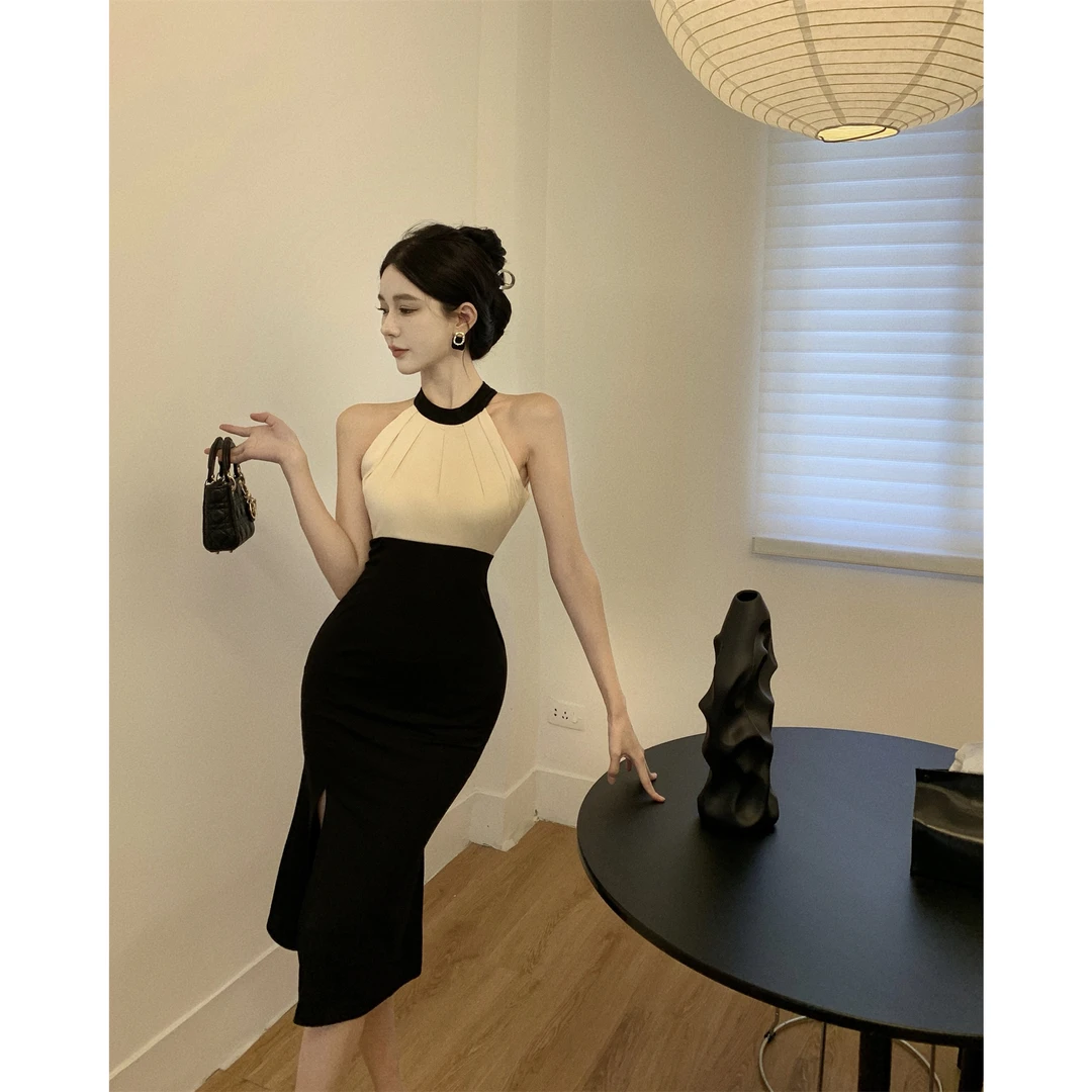 法式气质名媛连衣裙夏季设计感挂脖拼接中长裙开叉显瘦包臀裙子女