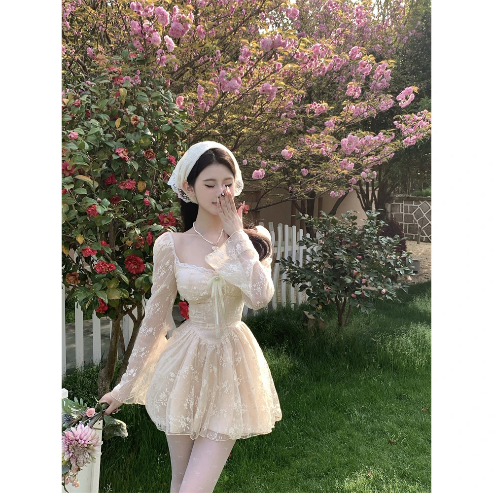 法式气质长袖白色女装春夏季新款小众设计高级感收腰显瘦短裙子