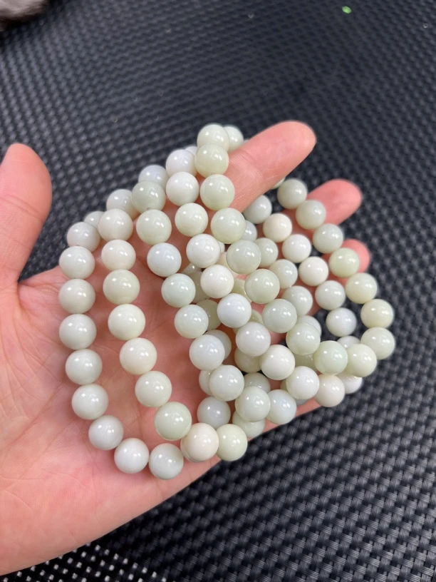 和田玉米达手串约10mm（多样性发一件）