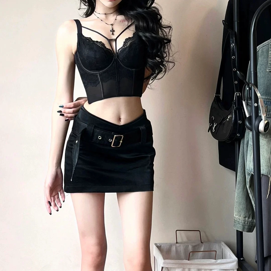 辣妹复古黑色秋季纯欲风性感束腰修身