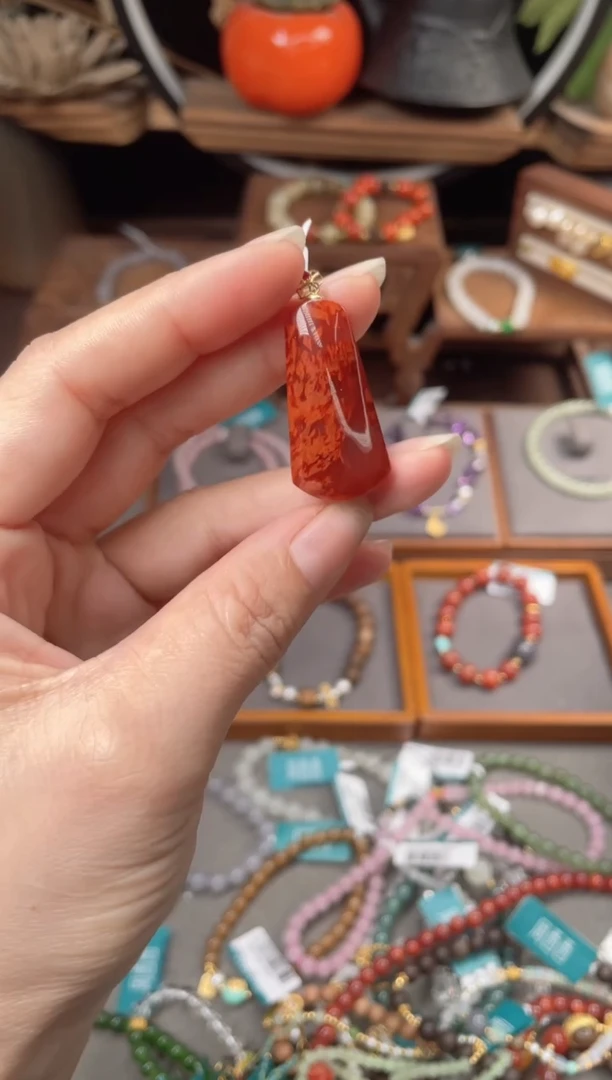 【闪购商品】南红玛瑙颈饰未镶嵌@@H921C011645