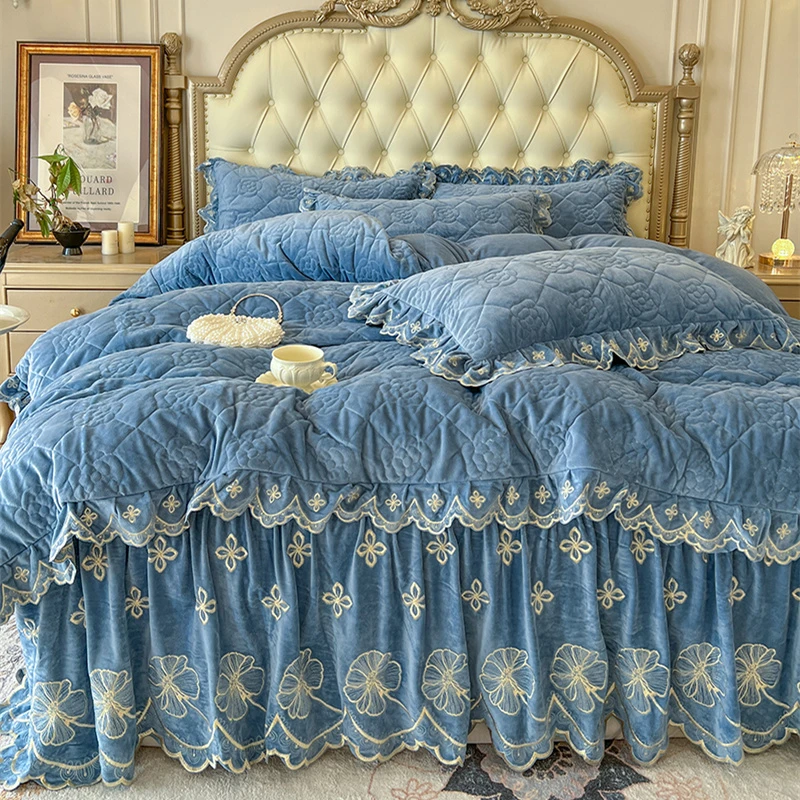 2024新款高克重宝宝绒全加厚刺绣床裙四件套     繁花似锦